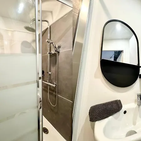 Aukabest 3 * Proche Ferry * Gare Apartament